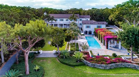 Gables Estates Miami Real Estate