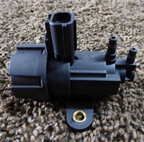 APDTY 022239 EGR Exhaust Gas Recirculation Vacuum Modulator Valve