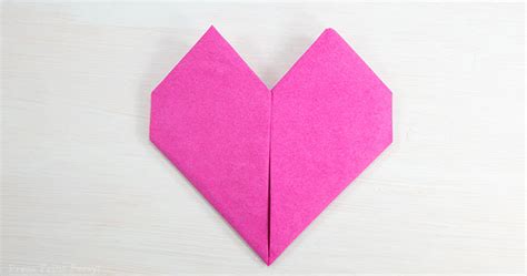 Easy Heart Napkin Fold Instructions (w. Video) - Press Print Party!