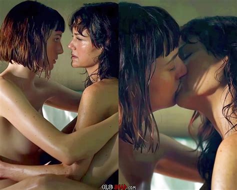 Carla Gugino Gets Lesbian Sex Pictures Pass