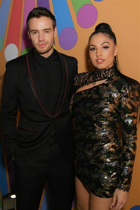 Pin De Natka Tomanek Em Liam Hot