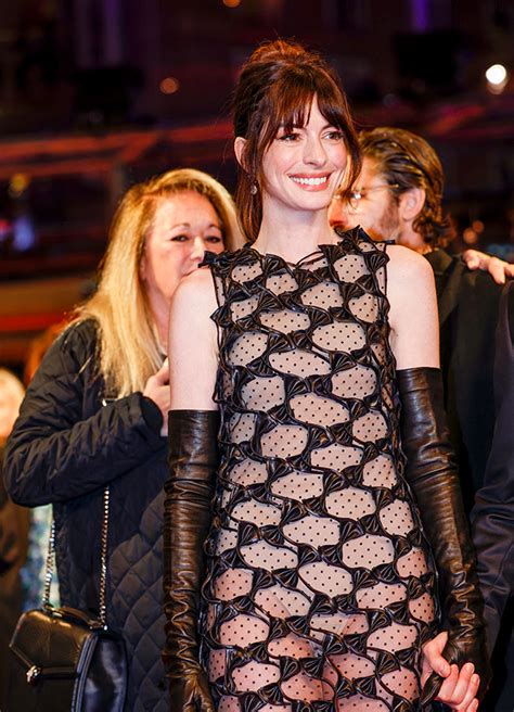 Pics Anne Hathaway Rocks Daring Naked Dress At Premiere