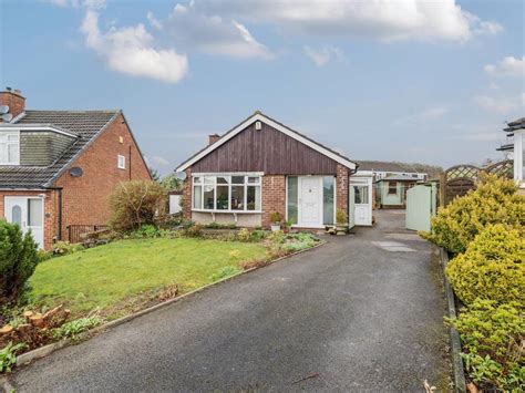 3 Bed Detached Bungalow For Sale In Hall Park Close Horsforth Leeds