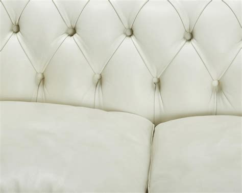 Lot A Poltrona Frau Chesterfield Sofa