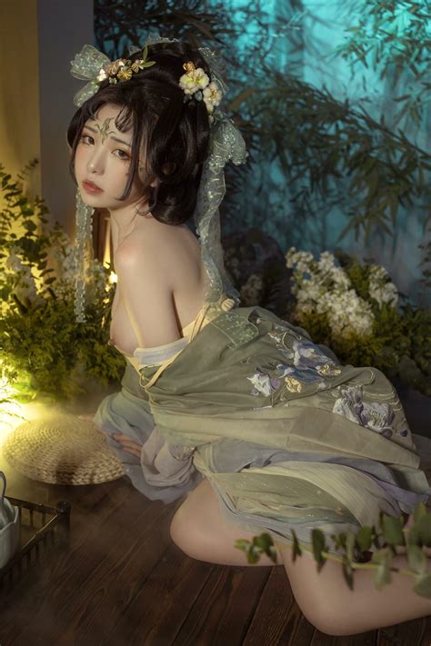 nekokoyoshi nekososto 喵小吉 爆机少女 喵小吉 Nude OnlyFans Leaks 22 Photos TheFappening