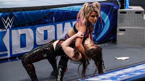 5 Ways that Alexa Bliss could become even more like WWE Superstar Bray ...