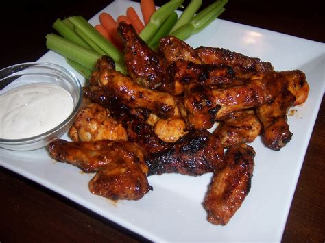 The "Q" Review: Game Day Recipes: Week 1 - Wild Fire Wings