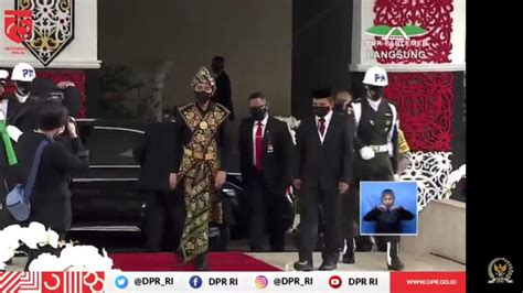 Hadiri Sidang Tahunan Mpr Jokowi Pakai Baju Adat Sabu Ntt News