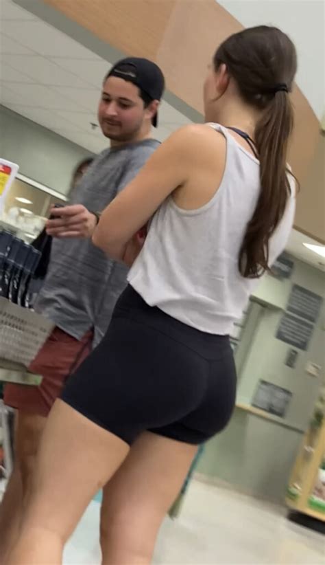 Bubble Butt Brunette Short Shorts Volleyball Forum
