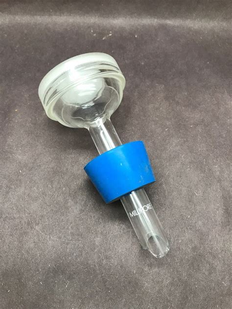 Millipore 47mm Glass Micro Filtration Fritted Support Base W Stopper Xx1004702 B Ebay