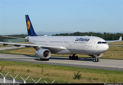 D AIKS Lufthansa Airbus A330 343 Photo by Björn Huke ID 787016