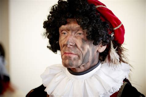 Winkeliers Zwarte Piet Verdwijnt Nog Niet Maar De Discussie Kan Nog