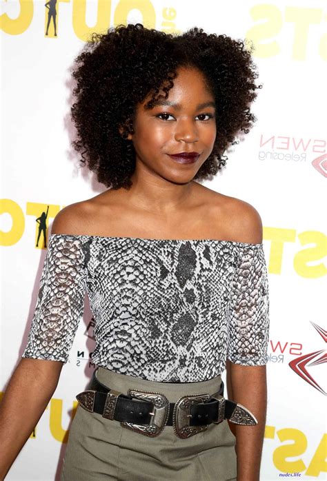 Sexy Pics Of Riele Downs Nudes Photos