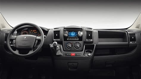 Peugeot-Boxer-2014-interior - Mega Autos