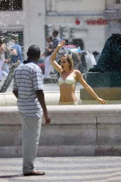 Hot Girls In The Streets Barnorama