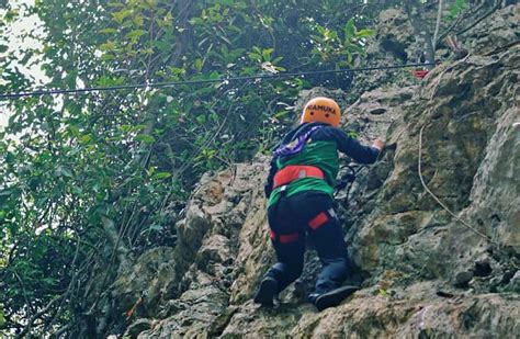 Peserta Pertikawan Nasional Dikenalkan Dengan Rock Climbing Di Sub