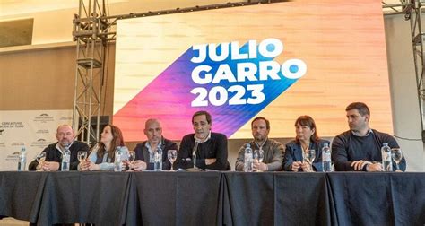 En modo campaña Julio Garro presentó las propuestas para los próximos