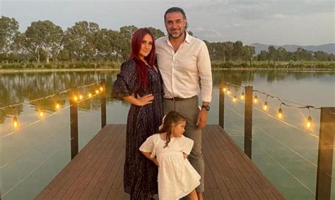 Dulce María le dedica un emotivo mensaje a su esposo Paco Álvarez