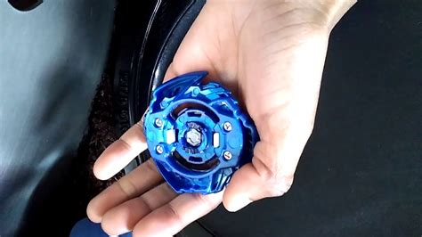 Slash Valkyrie Vs Master Achilles Beyblade Burst Sparkling Youtube