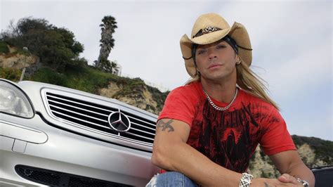 Watch Rock Of Love Bus With Bret Michaels Season 3 Streaming Online