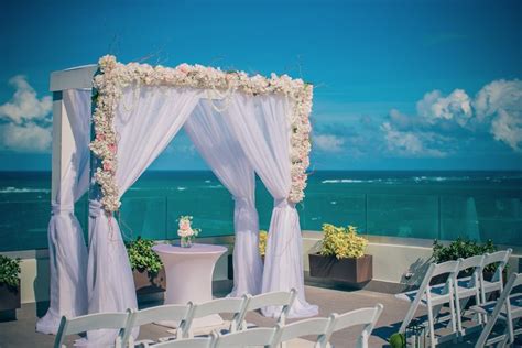 Lovely And Romantic Ceremony At Sal N Mirador In La Concha Resort With