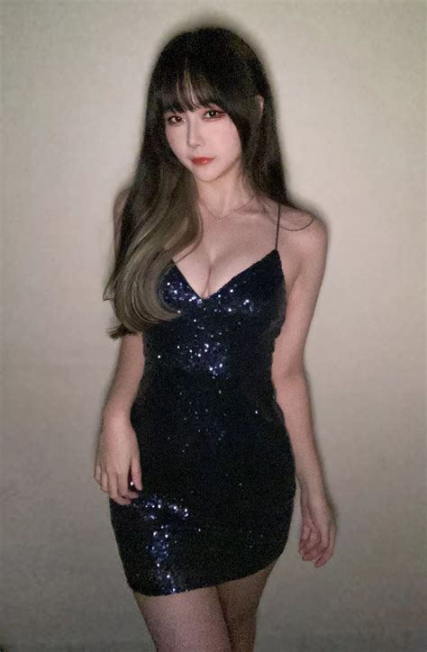 Party Dress Nudes Realasians NUDE PICS ORG