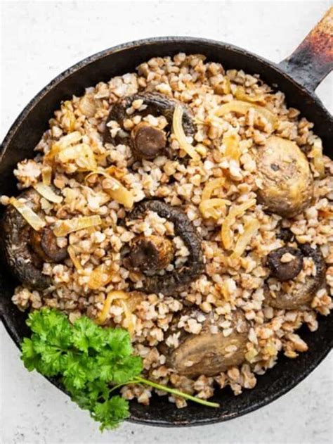 Make Delicious Mushroom Yakhni Pulao At Home In Easy Steps