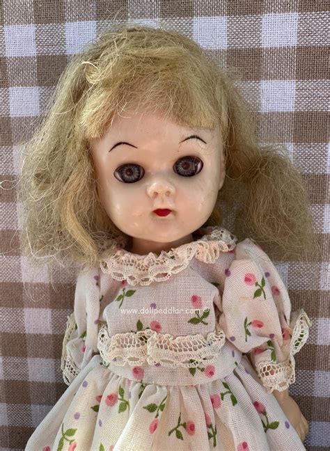 Vintage Vogue Doll Ginny Doll 8″ Doll Peddlar