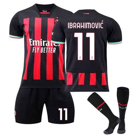 22 23AC Milan Home 11 Ibrahimovic 9 Giro 17 Leo 19 Teo Football Kit