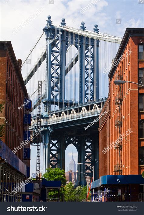 New York City Street Scene Bridge Stock Photo 194962850 | Shutterstock