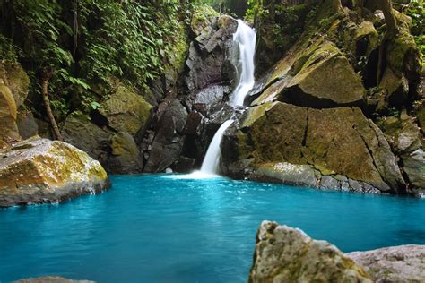 Air Terjun Pria Laot Sabang Nad