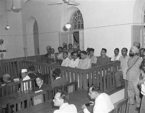 Remembering Gandhi: Black And White Courtroom Photos From Nathuram ...