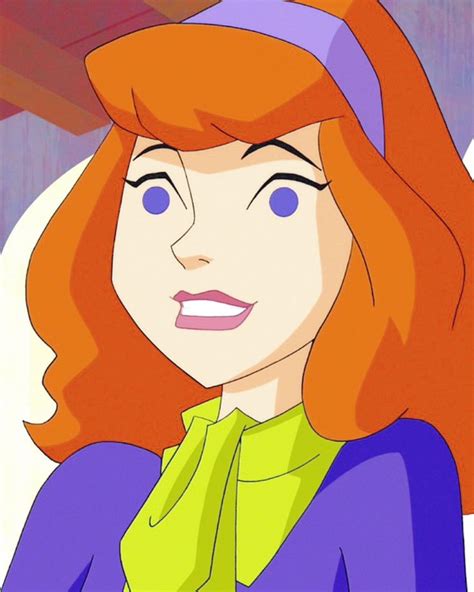 Pin By Amanda Larissa On Scooby Doo Daphne Blake Scooby Doo Mystery Incorporated Shaggy And