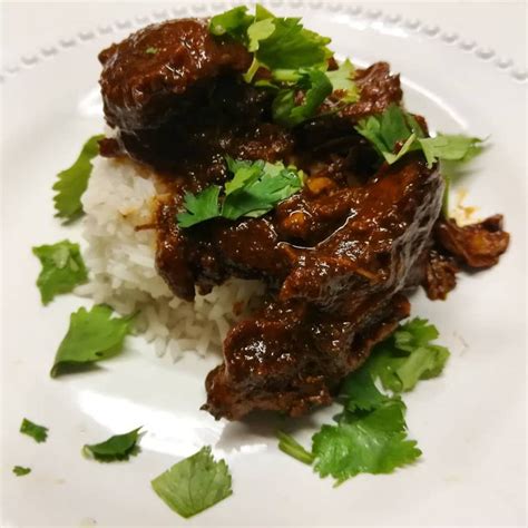 Chocolate Balsamic Chicken Mole - Olive This!