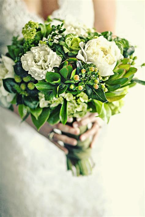 Green wedding flowers ~ wedding flowers ideas