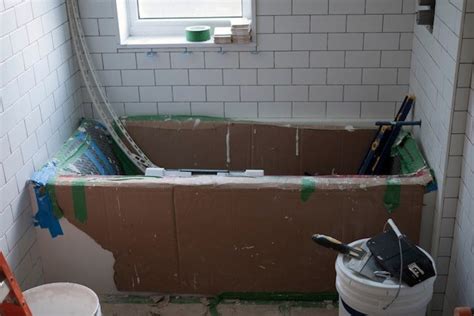 How Hard Is It to Install a Bathtub? - Bathtubber