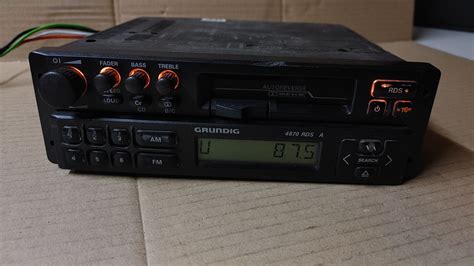 Grundig 4870 RDS A Wysoki Model Radio Samochodowe Vintage Kaseta