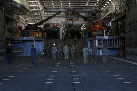 DVIDS Images 13th MEU Conducts Loading Exercise Image 5 Of 9