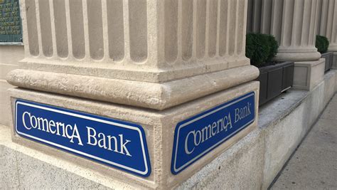 Comerica Bank reports system outage affecting web, mobile banking is ...