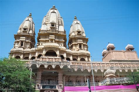 Chhatarpur Temple Delhi, Pooja, Entry Fee, Aarti Timings