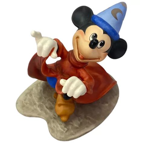 WALT DISNEY CLASSIC Collection WDCC Fantasia Mickey Mischievous