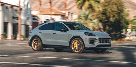 Le Porsche Cayenne Am Liore La Recette Du Suv Groupe Patrick Launay