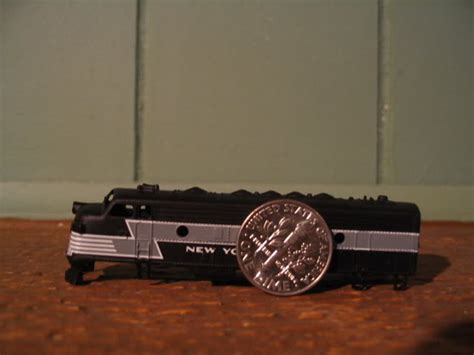 Model Train Resource: Z-Scale Track Plans To Inspire Your Own Layout Designs - HubPages