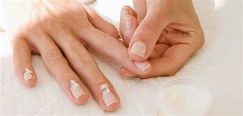 How To Remove Gel Nails Without Acetone