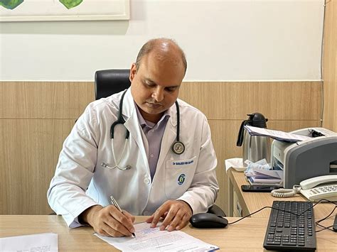 Know Your Doctor Dr Sanjeev Kumar Sharma