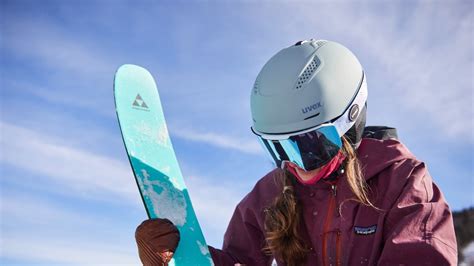 The Best New Ski and Snowboard Helmets for 2024, Tested and Reviewed ...