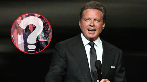 Luis Miguel Reaparece En Redes Sociales Rejuvenecido Y Muy Bien Acompa Ado