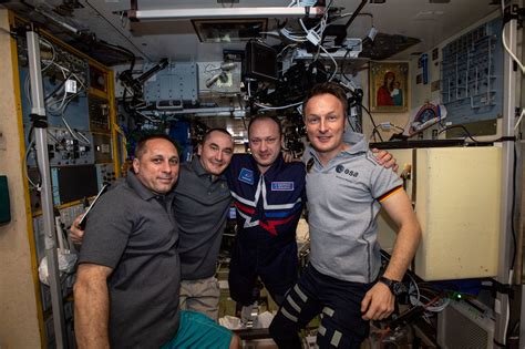 Expedition 66 concludes 2021 with busy December aboard ISS | LaptrinhX ...