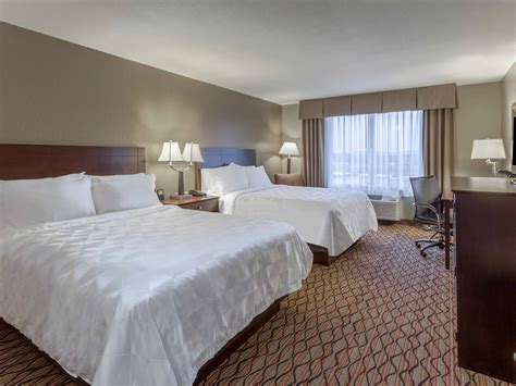 Hotel in Eau Claire | Holiday Inn Eau Claire South I-94 Hotel