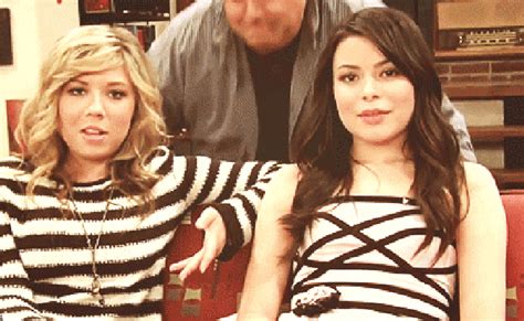 Jennette Mccurdy Dan Schneider Video Icarly Miranda Cosgrove Reunites ...